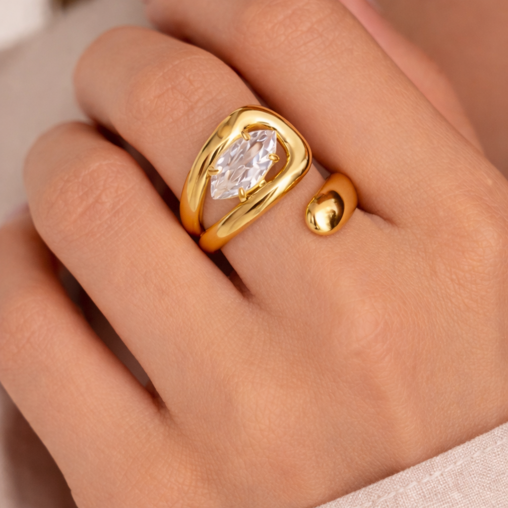 Anello Goccia Avvolgente