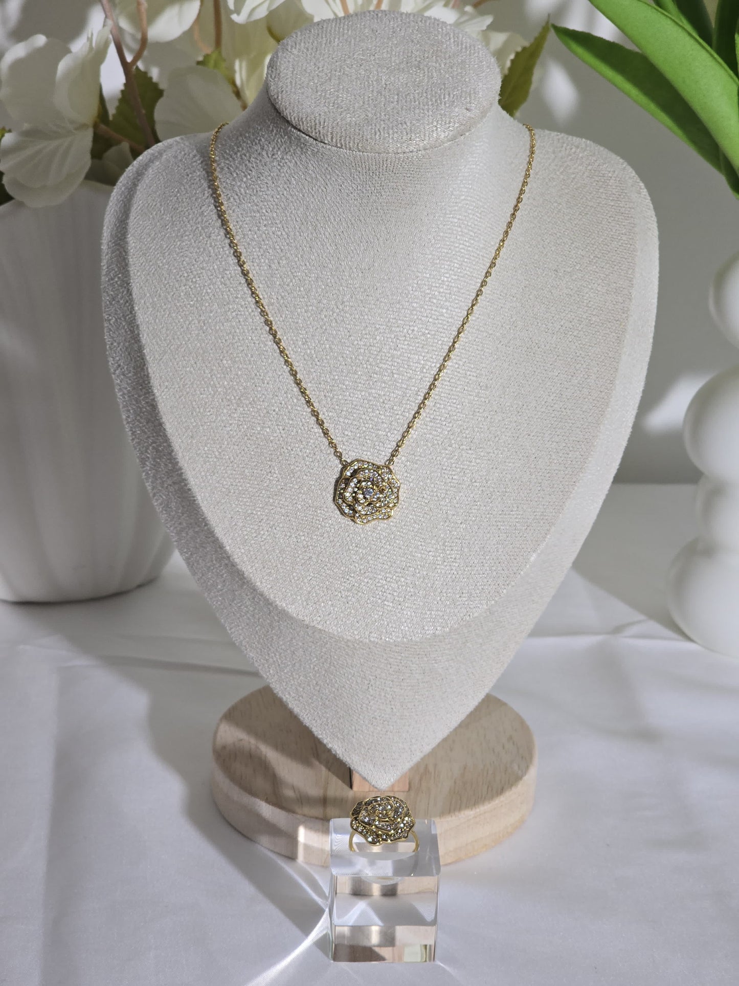 Collana Rose