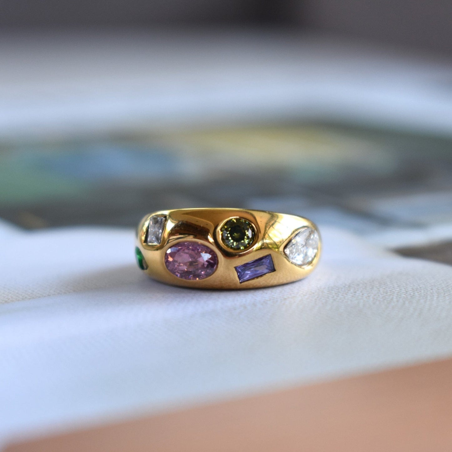 Anello Gemme del Tesoro