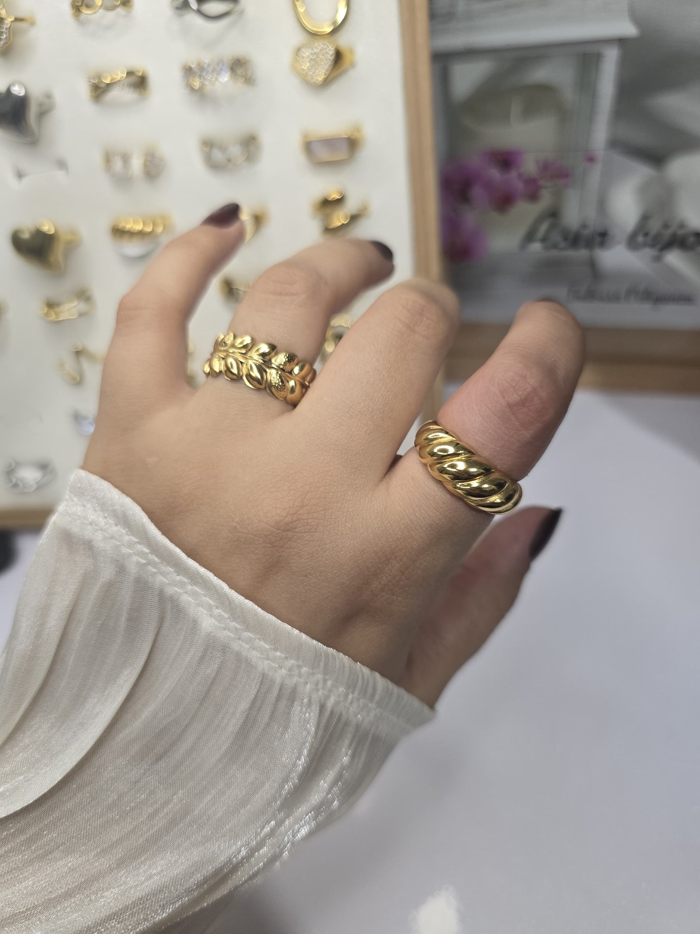 Anello Lea