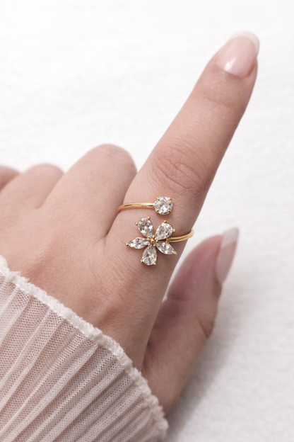 Anello Fiore Lumina