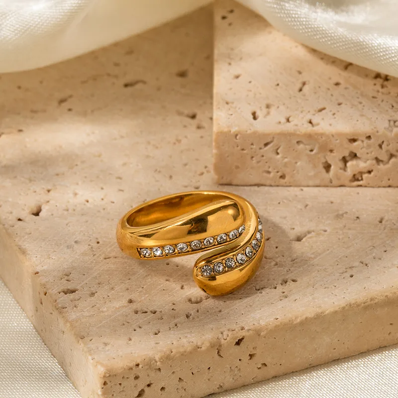 Anello Abbraccio Dorato